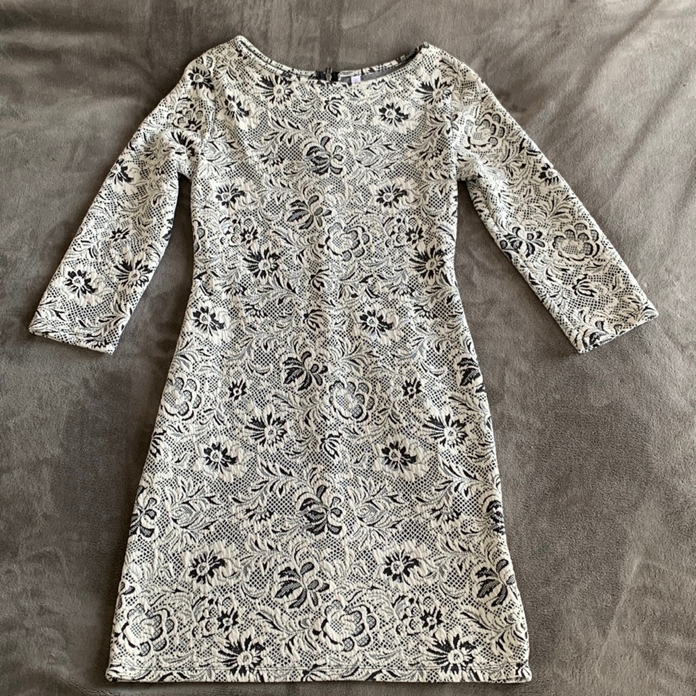Women’s floral print tight dress